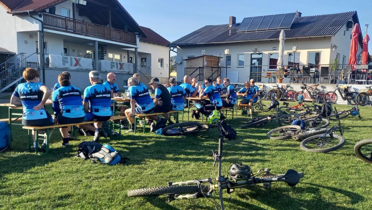 fdb65dc1-b34d-46c8-8959-1b0f873c3359