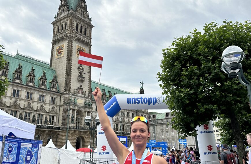Gudrun Steiner jubelte bei Triathlon Sprint WM über Bronze